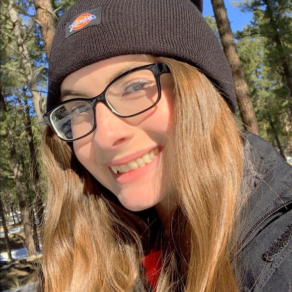 Meet your Posher, Kelsie - Picture 1 of 1